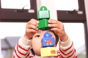 英語を始めるのは楽しく学べる幼児から